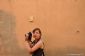 Foto impressie | Cursus Fotografie - Wandelen: fotografe_tegen_rose_muur.jpg